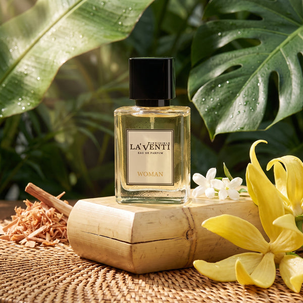 Parfum La'Venti cu note de ylang-ylang, iasomie si cedru