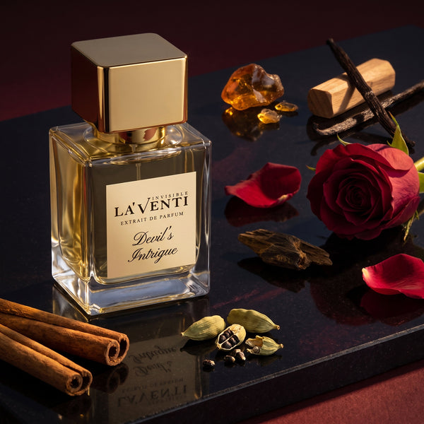 La'Venti Devil's Intrigue — note de condimente, trandafir si ambra