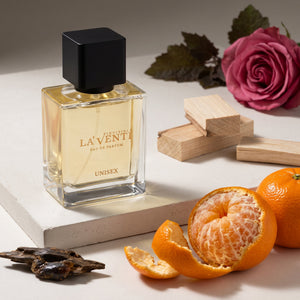 Parfum La'Venti cu note de mandarina, lemn de oud si patchouli