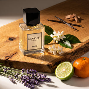 Parfum La'Venti cu note de lavanda, floare de portocal si vanilie
