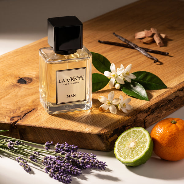 Parfum La'Venti cu note de lavanda, floare de portocal si vanilie