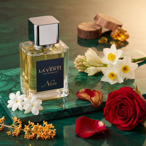 Parfum La'Venti cu note de iasomie, tuberoza si lemn de cedru